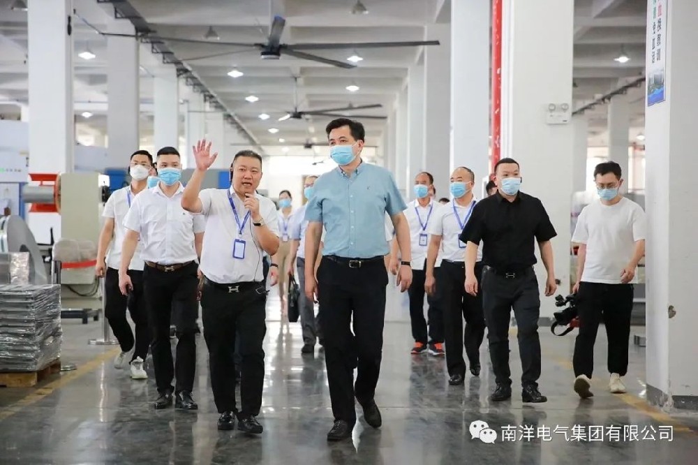 熱烈歡迎徐建兵市長一行蒞臨指導！